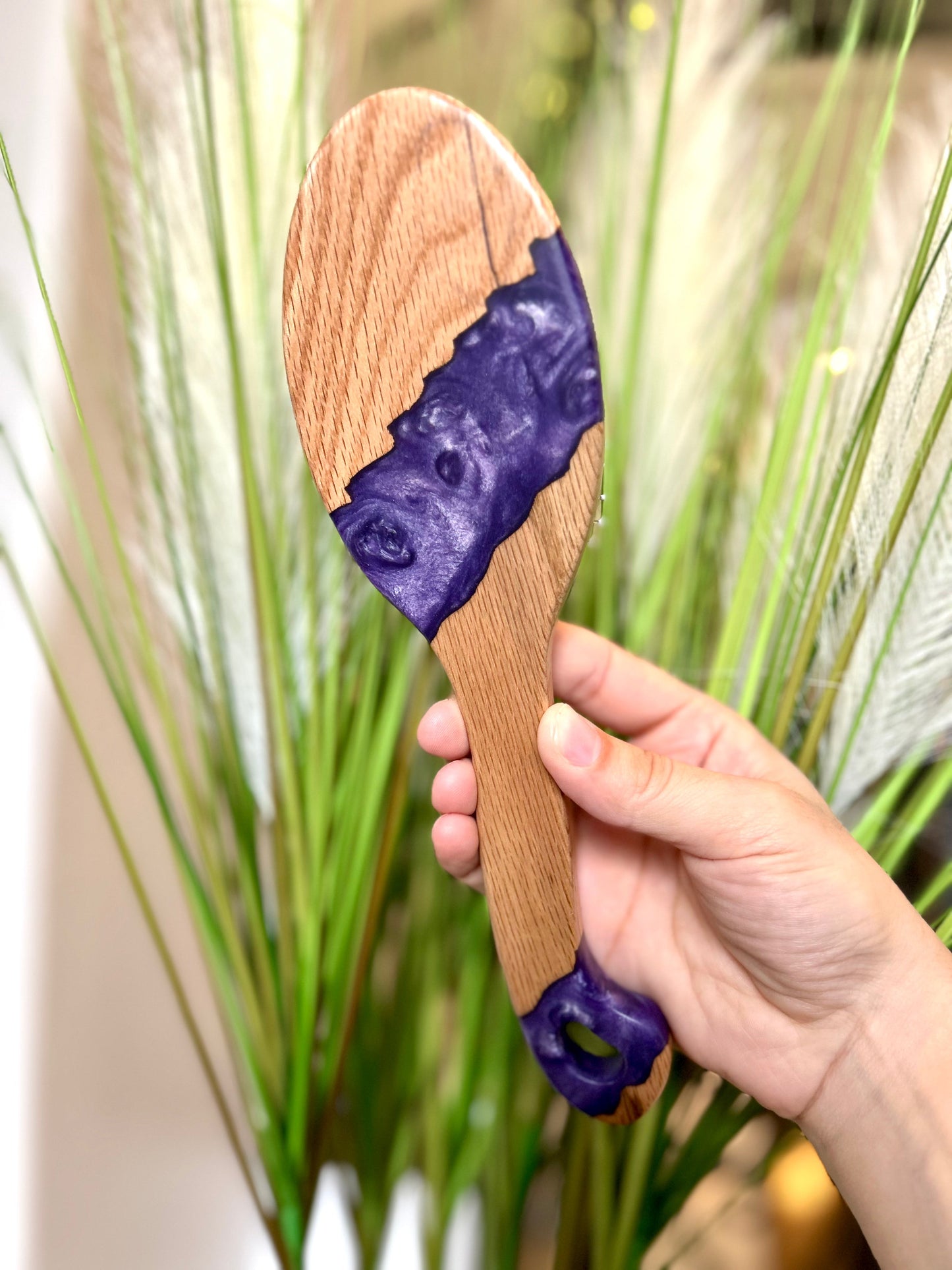 Eternal White CRISAN Everlasting Hair Brush with Interchangeable Bristles - April