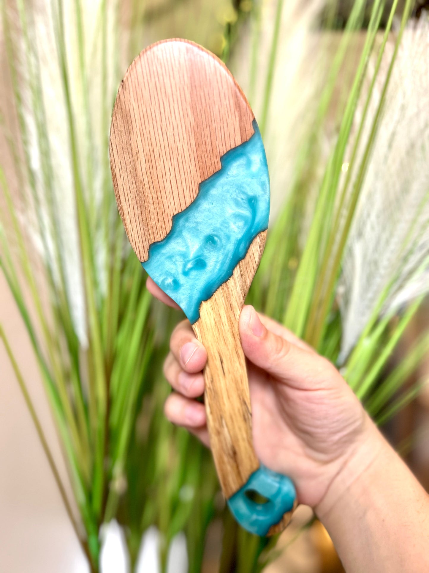 Eternal White CRISAN Everlasting Hair Brush with Interchangeable Bristles - April