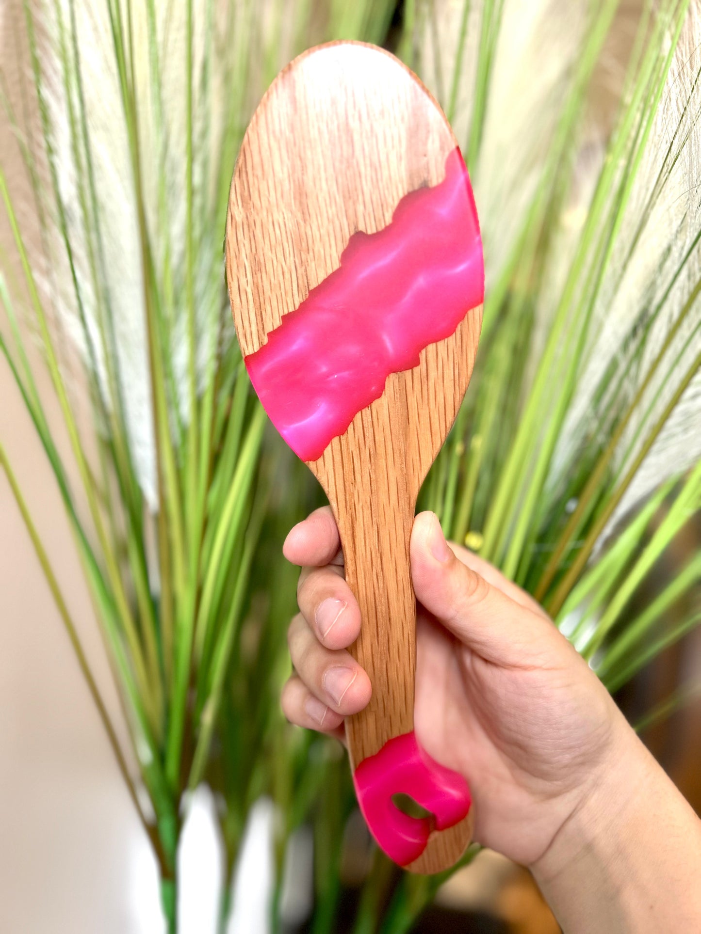 Eternal White CRISAN Everlasting Hair Brush with Interchangeable Bristles - April